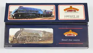 Bachmann OO Gauge pair of A4 Class Steam Locomotives comprising of