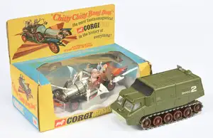 Corgi Toys 266 "Chitty Chitty Bang Bang" - With all Figures, Front and Rear wings