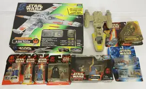 Kenner & Hasbro Star Wars mostly modern issue carded and boxed figures and ships