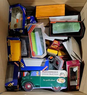 Ixo, EFE, Corgi and similar, a large group comprising of Empty Boxes, Rigid Perspex Cases, Packaging and similar