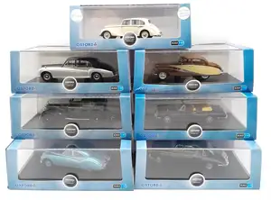 Oxford Diecast, a boxed 1:43 scale group to include 43EMP001 Rolls-Royce Silver Cloud (Hooper Express) in Brown/Cream and similar