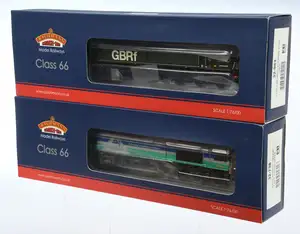 Bachmann pair of Class 66 Diesel Locomotives comprising of