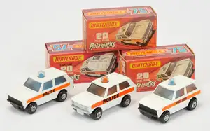 Matchbox Superfast 20b Range Rover "Police" Group (1) white body orange side stripe with small Police labels, orange spinner, blue roof light, Maltese Cross wh