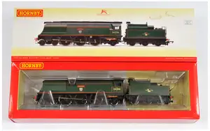 Hornby (China) OO Gauge R3310 BR green West Country Class No.34006 "Bude late crest