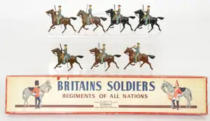 Britains - Set 2055 - Confederate Cavalry (1951 version), comprising: Mounted Officer with Extended Sabre Arm & 3 x Mounted Troopers carrying Rifles & Mounted 