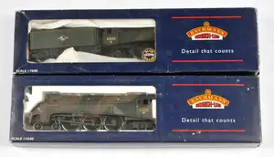 Bachmann Branchline OO gauge pair of boxed BR A4 Class 4-6-2 steam locomotives, comprising