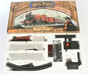 Hornby (China) R1025 "Harry Potter & The Philosophers Stone" Train Set containing