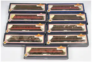 Bachmann Branchline OO gauge group of boxed Mk1 suburban coaches