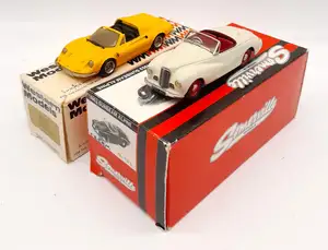 Somerville Models & Western Models, a boxed 1:43 scale pair comprising of Somerville Models No.137A 1953 Sunbeam Alpine in Cream along with Western Models WP10