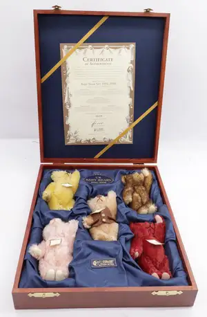 Steiff British Collectors UK Baby Bear Set 1994-1998