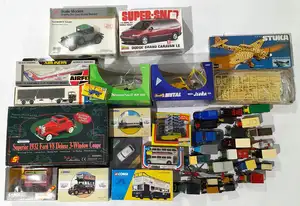 Corgi, Airfix, Revell, Lindberg, Lion-Car and similar, a boxed and unboxed group comprising of Diecast Models, Plastic Kits, Metal Kits, Revel Metal Series and