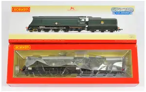 Hornby (China) R3382TTS 4-6-0 BR Green Merchant Navy (Air Smoothed) Class Locomotive No. 35023 "Holland-Afrika Line"