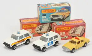 Matchbox Superfast Group (1) 20b Range Rover"Police" - White body  017 "Sheriff" labels, light blue spinner and roof light, gloss black base (2) white body wi