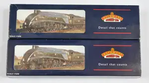 Bachmann OO Gauge pair of A4 Class Steam Locomotives comprising of