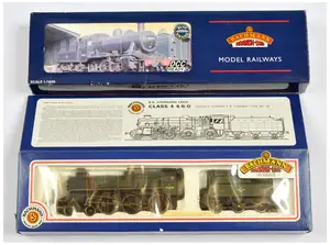 Bachmann Branchline OO Gauge 32-826 Ivatt Class 2MT 2-6-0 Locomotive No.46440 in BR lined black livery with early emblem, together with Bachmann 31-106 steam l