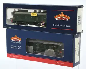 Bachmann pair of Class 20 Diesel Locomotives comprising of