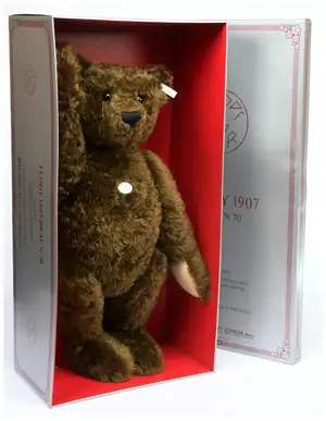 Steiff replica 1907 Teddy Bear, white tag 406010