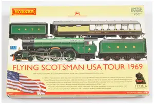 Hornby (China) OO Gauge R2953 (Limited Edition) "Flying Scotsman USA Tour 1969" Train Pack containing 4-6-2 LNER apple green A3 Class Loco No.4472 "Flying Scot