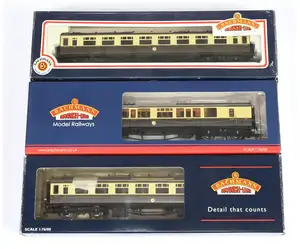 Bachmann Branchline OO gauge boxed Collett coach group, comprising