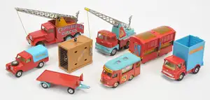 Corgi Toys "Chipperfields Circus" A Group Of 6 To Include - Scammell Handyman Crane Truck
