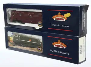 Bachmann pair of Class 42 Diesel Locomotives comprising of