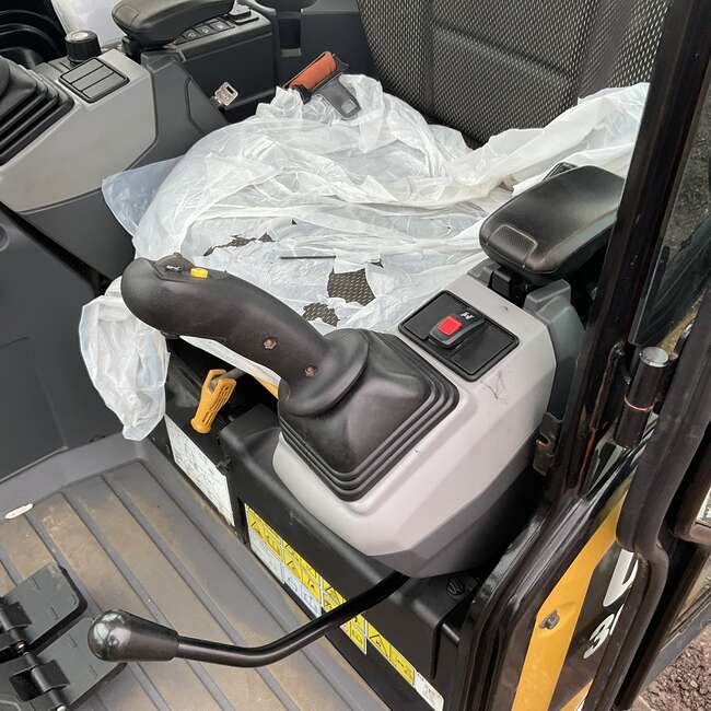 2019 CAT 301.8
