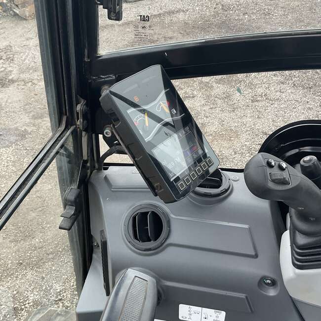 2019 CAT 301.8