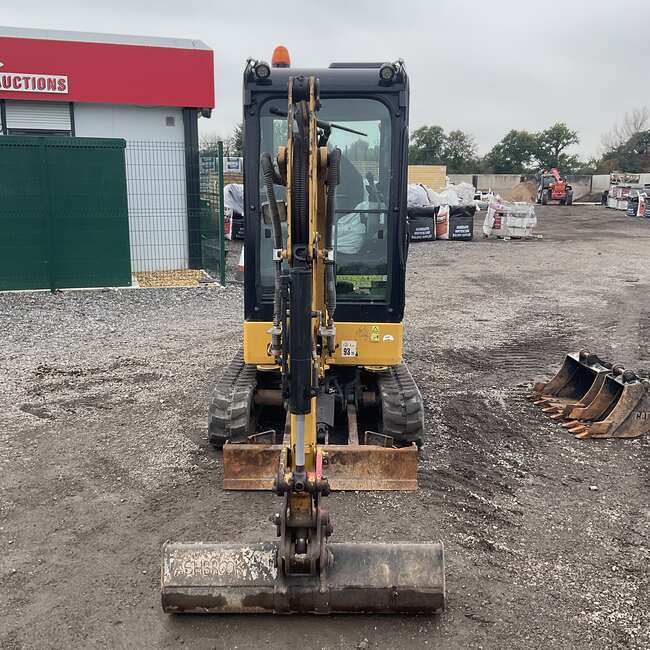 2019 CAT 301.8