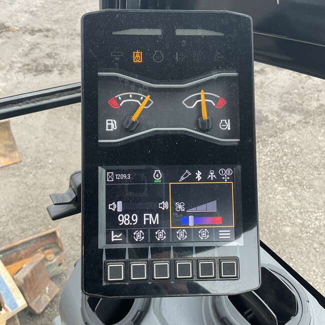 2019 CAT 301.8