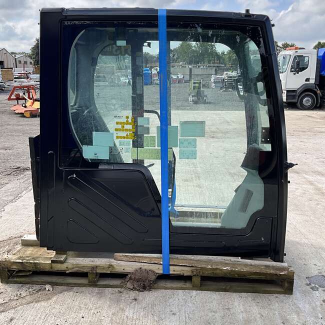 CAT 313GC Cab & Glazing