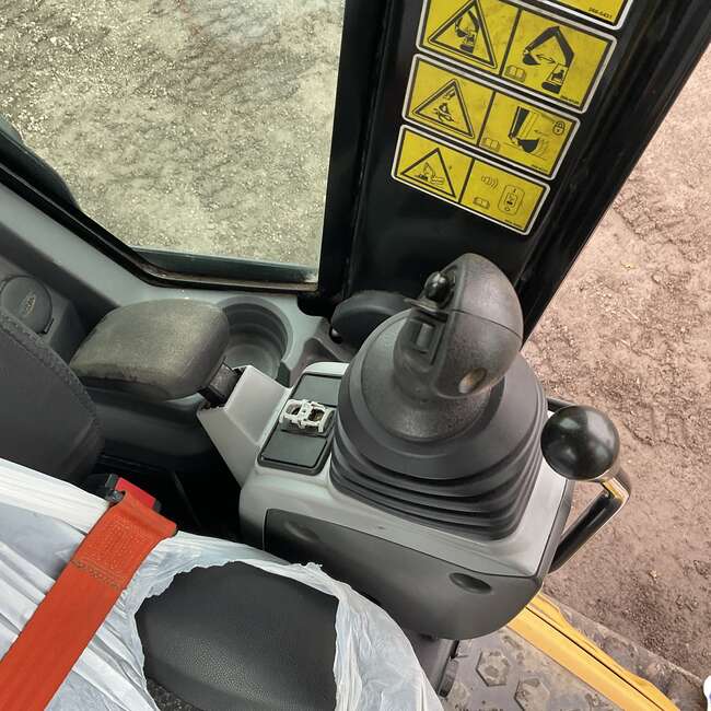 2019 CAT 305E2 CR