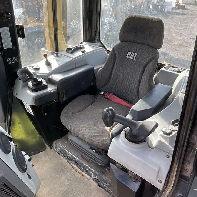 2018 CAT D6N LGP