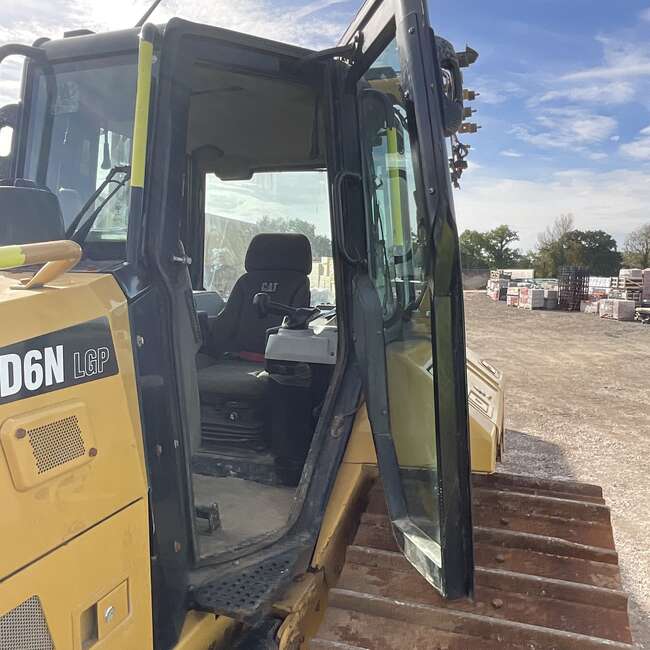 2018 CAT D6N LGP