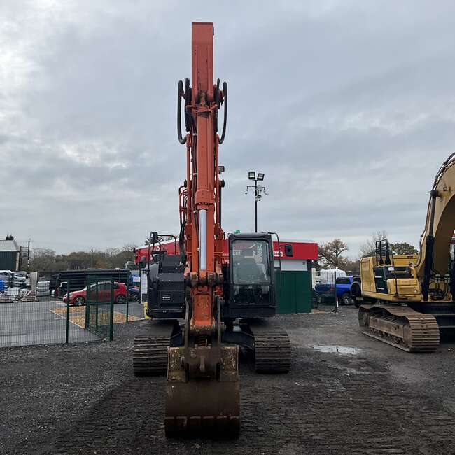 2019 Hitachi ZX225USRLC-6