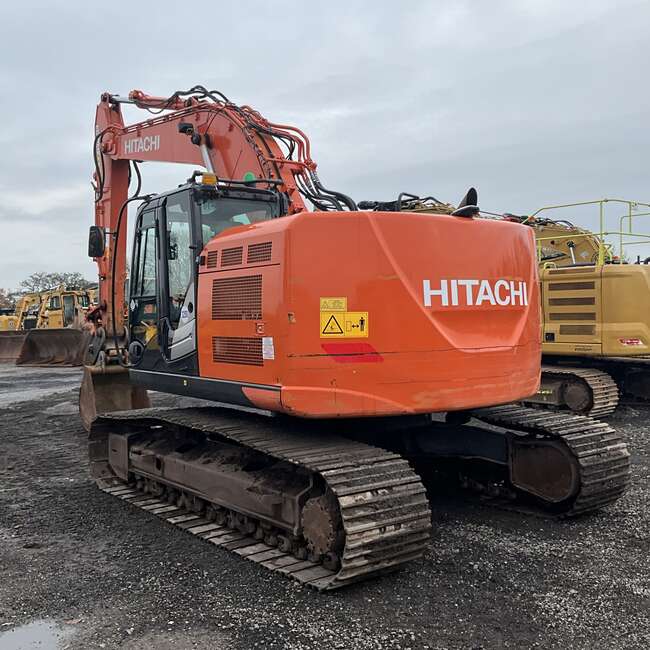 2019 Hitachi ZX225USRLC-6