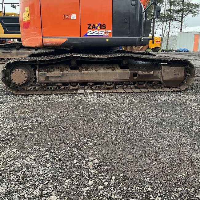 2019 Hitachi ZX225USRLC-6