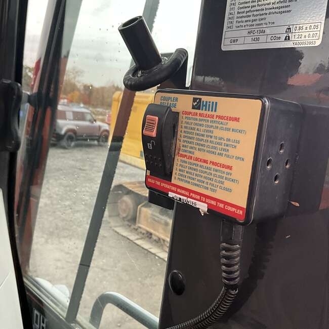 2019 Hitachi ZX225USRLC-6