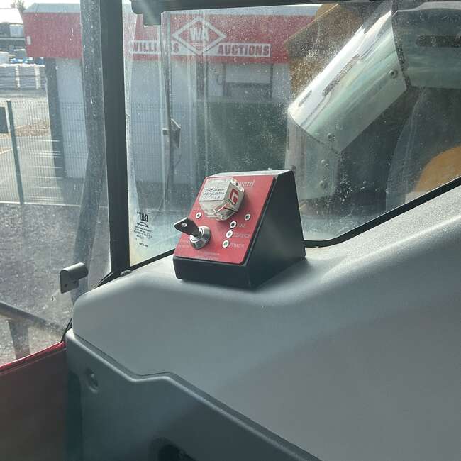 2021 CAT 745