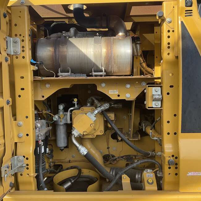 2019 CAT 320