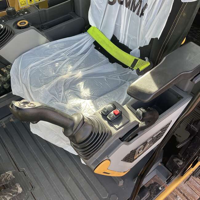 2019 CAT 320