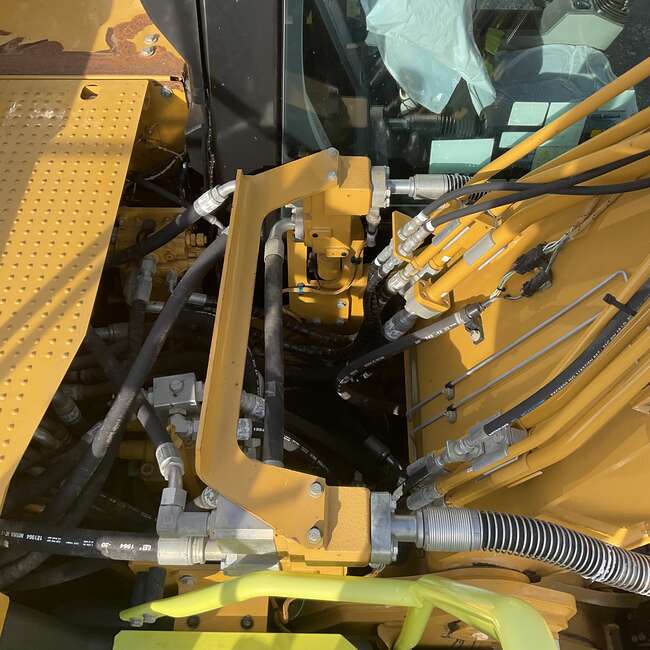 2019 CAT 320