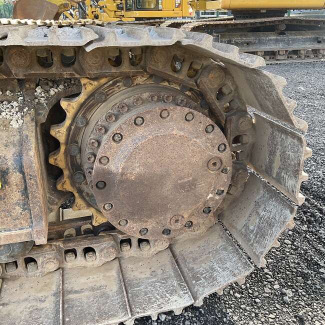 2019 CAT 320