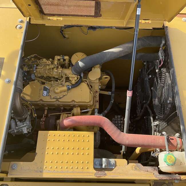 2019 CAT 320